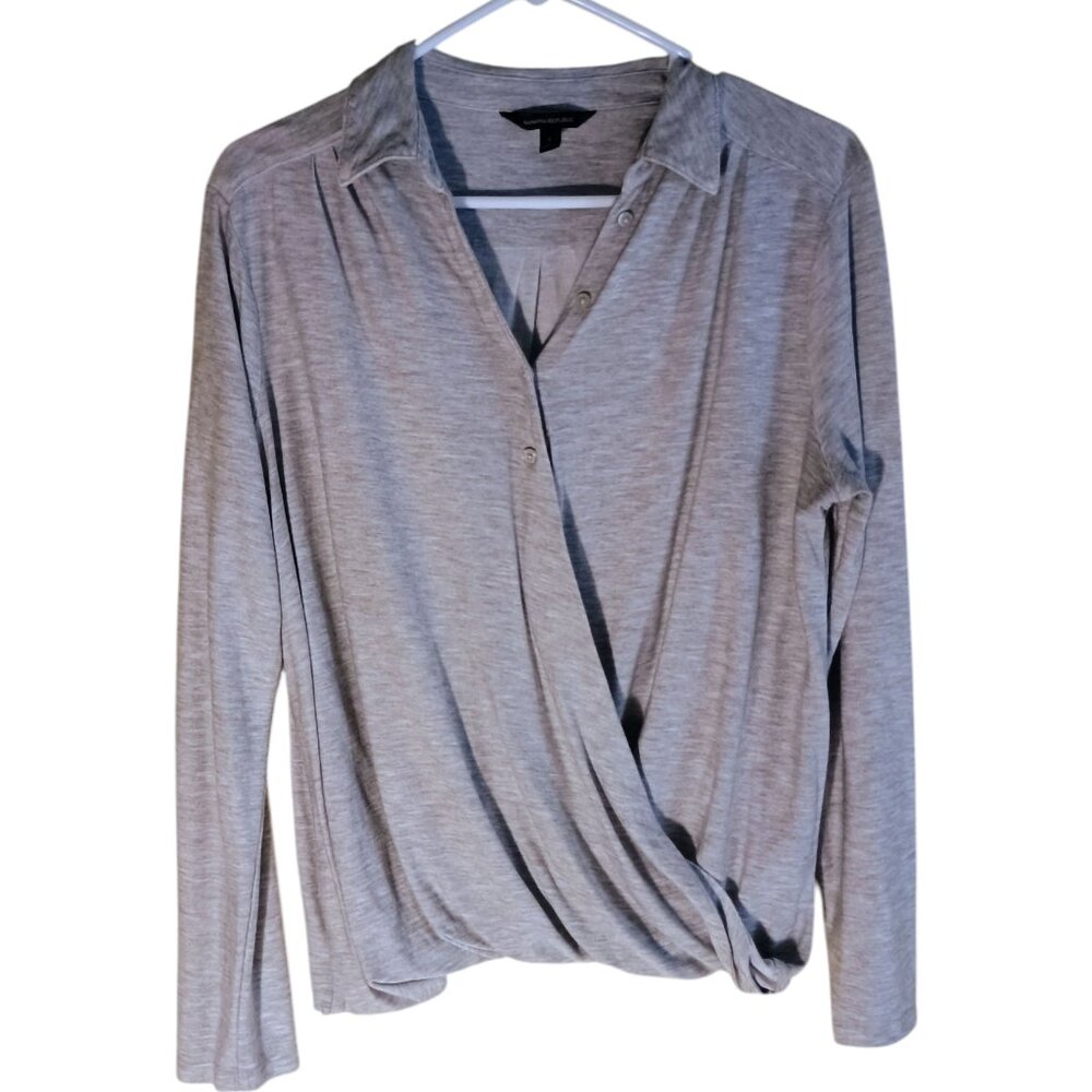 Banana Republic top, banana Republic shirt, gray shirt, loose top